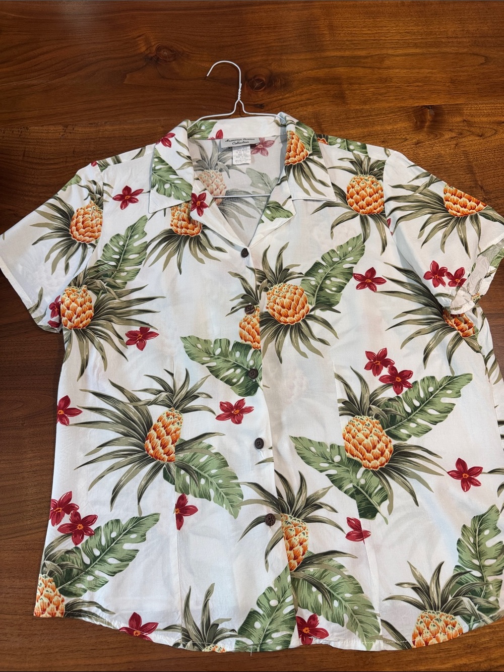 Hawaiian Reserve Collection Pineapple Short-Sleeve Button-Down Shirt Size M